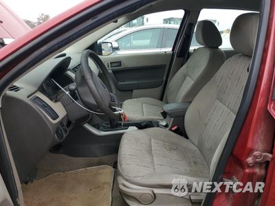 Zdjęcie 7 z 12 samochodu: 2010 FORD FOCUS SE VIN:1FAHP3FN1AW205110 - miniatura