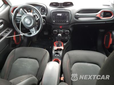 Zdjęcie 8 z 13 samochodu: 2016 JEEP RENEGADE TRAILHAWK VIN:ZACCJBCT1GPD28754 - miniatura