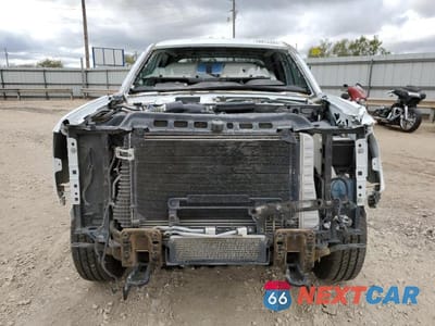 Piąte zdjęcie samochodu w środku: 2019 CHEVROLET SILVERADO K2500 HEAVY DUTY VIN:1GC1KREY5KF156424 - miniatura
