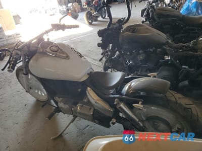 Piąte zdjęcie samochodu w środku: 2007 HONDA VTX1300 C VIN:1HFSC550X7A302458 - miniatura