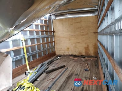 Zdjęcie 11 z 14 samochodu: 2020 ISUZU NPR HD VIN:JALC4W16XL7009368 - miniatura