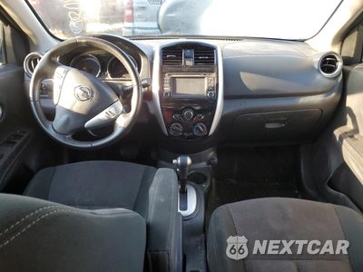 Zdjęcie 8 z 14 samochodu: 2017 NISSAN VERSA S VIN:3N1CN7AP6HL868427 - miniatura