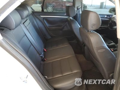 Zdjęcie 10 z 14 samochodu: 2005 VOLKSWAGEN NEW JETTA TDI VIN:3VWRT71K75M627089 - miniatura
