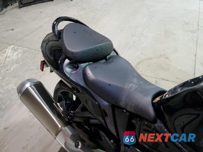 Zdjęcie 6 z 10 samochodu: 2023 SUZUKI GSX1300 RR VIN:JS1EJ11B4P7100669 - miniatura