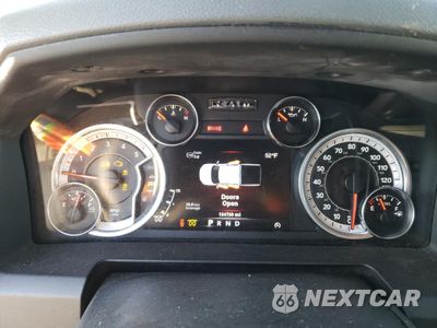 Zdjęcie 9 z 12 samochodu: 2013 RAM 2500 SLT VIN:3C6UR5DL9DG513877 - miniatura