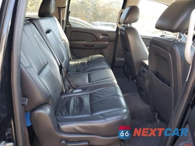 Zdjęcie 11 z 13 samochodu: 2014 CHEVROLET SUBURBAN C1500 LT VIN:1GNSCJE01ER139059 - miniatura