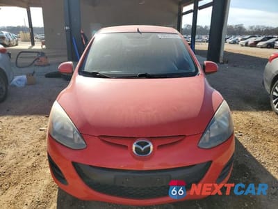 Piąte zdjęcie samochodu w środku: 2013 MAZDA MAZDA2 VIN:JM1DE1KY7D0170096 - miniatura