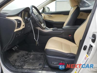 Zdjęcie 7 z 12 samochodu: 2015 LEXUS NX 300H VIN:JTJBJRBZ5F2020566 - miniatura