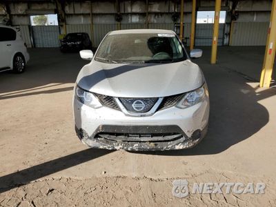 Piąte zdjęcie samochodu w środku: 2018 NISSAN ROGUE SPORT S VIN:JN1BJ1CR6JW254089 - miniatura