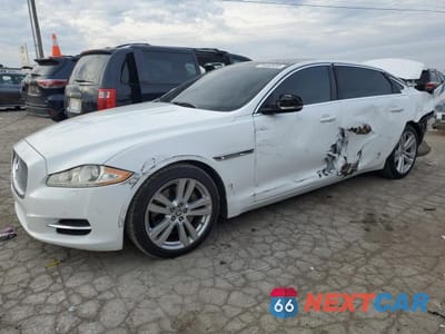 2011 JAGUAR XJL SAJWA2GBXBLV16833 - główne zdjęcie licytacji z USA - miniatura