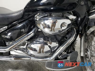 Piąte zdjęcie samochodu w środku: 2005 SUZUKI C50 VIN:JS1VS55A152108700 - miniatura