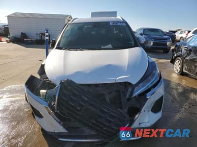 Piąte zdjęcie samochodu w środku: 2023 NISSAN KICKS SV VIN:3N1CP5CV4PL477835 - miniatura