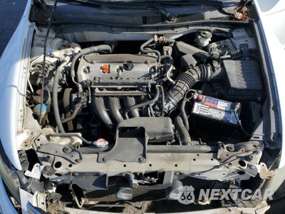 Zdjęcie 11 z 12 samochodu: 2010 HONDA ACCORD LXP VIN:1HGCP2F46AA028848 - miniatura