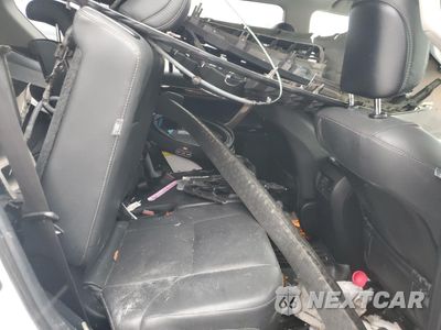 Zdjęcie 12 z 14 samochodu: 2015 LEXUS GX 460 VIN:JTJBM7FXXF5112534 - miniatura