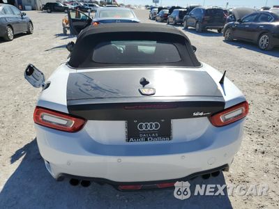 Zdjęcie 6 z 13 samochodu: 2018 FIAT 124 SPIDER CLASSICA VIN:JC1NFAEK7J0138623 - miniatura