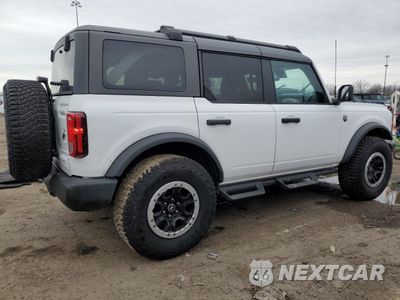 Trzecie zdjęcie samochodu z tyłu: 2023 FORD BRONCO BASE VIN:1FMEE5BP9PLB69906 - miniatura