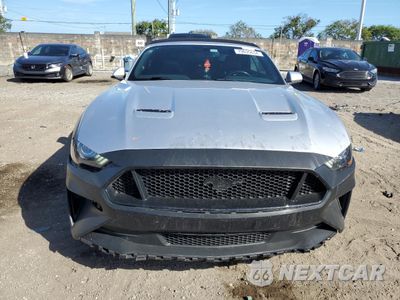 Piąte zdjęcie samochodu w środku: 2019 FORD MUSTANG GT VIN:1FATP8FF2K5138251 - miniatura