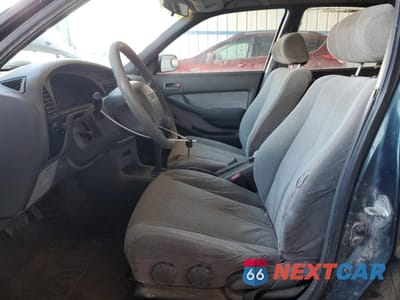 Zdjęcie 7 z 15 samochodu: 1996 TOYOTA CAMRY DX VIN:JT2BG12KXT0370457 - miniatura