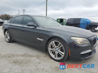 Czwarte zdjęcie samochodu z boku: 2010 BMW 750 I VIN:WBAKA8C51ACY36084 - miniatura