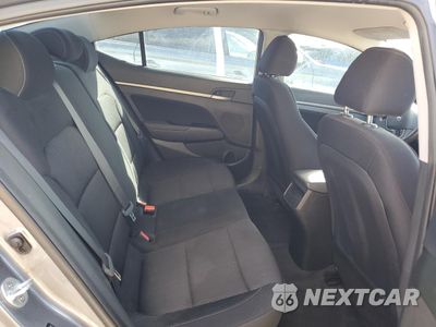 Zdjęcie 10 z 13 samochodu: 2018 HYUNDAI ELANTRA SEL VIN:5NPD84LF8JH358694 - miniatura