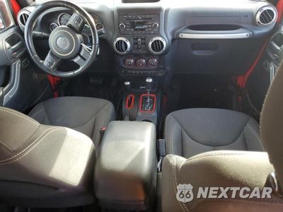 Zdjęcie 8 z 13 samochodu: 2017 JEEP WRANGLER UNLIMITED SAHARA VIN:1C4BJWEG7HL520625 - miniatura