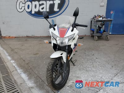 Drugie zdjęcie samochodu z przodu: 2013 HONDA CBR250 RA-ABS VIN:MLHMC4118D5300995 - miniatura