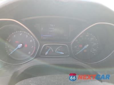 Zdjęcie 9 z 13 samochodu: 2013 FORD FOCUS TITANIUM VIN:1FADP3J25DL259382 - miniatura