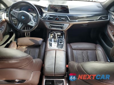 Zdjęcie 8 z 14 samochodu: 2022 BMW 750 XI VIN:WBA7U2C03NCH40559 - miniatura