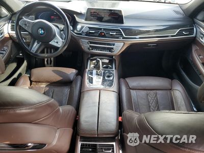 Zdjęcie 8 z 14 samochodu: 2022 BMW 750 XI VIN:WBA7U2C03NCH40559 - miniatura