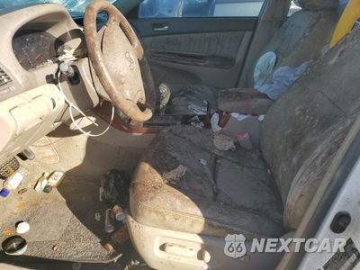 Zdjęcie 7 z 13 samochodu: 2005 TOYOTA CAMRY LE VIN:4T1BF30K45U620839 - miniatura