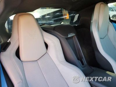 Zdjęcie 10 z 12 samochodu: 2023 CHEVROLET CORVETTE STINGRAY 1LT VIN:1G1YA2D42P5135866 - miniatura