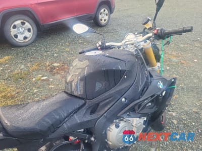 Zdjęcie 6 z 10 samochodu: 2019 BMW S 1000 R VIN:WB10D5201K6A03777 - miniatura