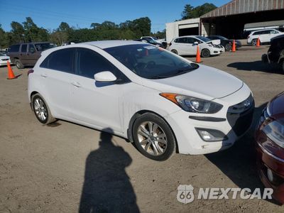 Czwarte zdjęcie samochodu z boku: 2013 HYUNDAI ELANTRA GT VIN:KMHD35LE8DU132169 - miniatura