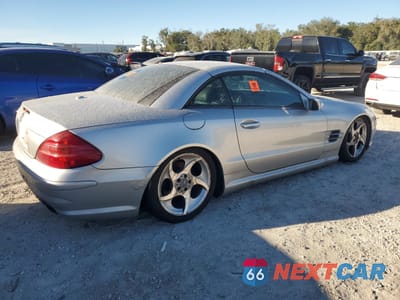 Trzecie zdjęcie samochodu z tyłu: 2005 MERCEDES-BENZ SL 500 VIN:WDBSK75F35F104414 - miniatura