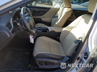 Zdjęcie 7 z 12 samochodu: 2021 LEXUS ES 300H VIN:58ADA1C13MU002448 - miniatura