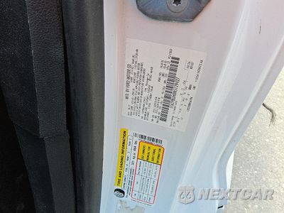 Zdjęcie 12 z 13 samochodu: 2022 FORD MUSTANG VIN:1FATP8UH0N5129427 - miniatura