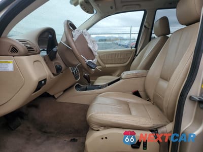 Zdjęcie 7 z 14 samochodu: 2005 MERCEDES-BENZ ML 500 VIN:4JGAB75E95A539368 - miniatura