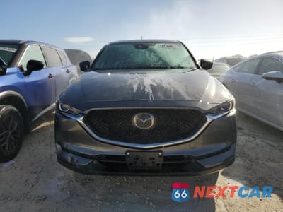 Piąte zdjęcie samochodu w środku: 2019 MAZDA CX-5 TOURING VIN:JM3KFBCM2K0692774 - miniatura