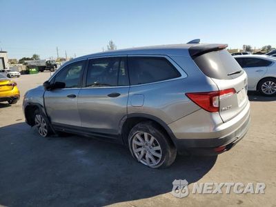 Drugie zdjęcie samochodu z przodu: 2019 HONDA PILOT LX VIN:5FNYF5H16KB033410 - miniatura