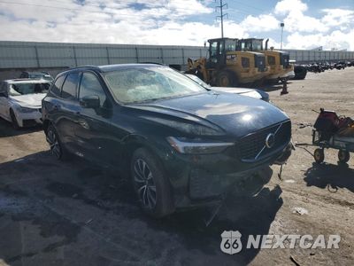 Czwarte zdjęcie samochodu z boku: 2024 VOLVO XC60 PLUS VIN:YV4L12RL8R1879187 - miniatura