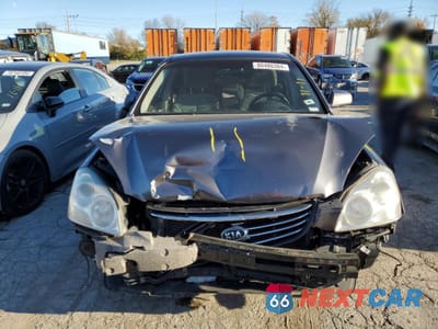 Piąte zdjęcie samochodu w środku: 2008 KIA OPTIMA LX VIN:KNAGE123385199876 - miniatura