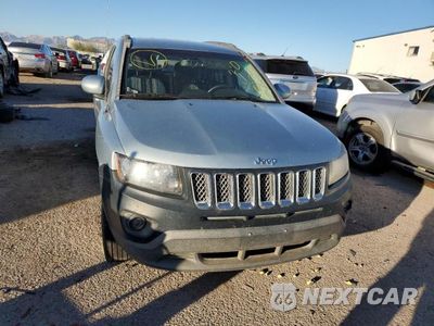 Piąte zdjęcie samochodu w środku: 2014 JEEP COMPASS LATITUDE VIN:1C4NJCEB1ED547664 - miniatura