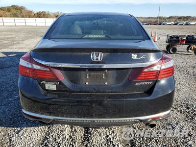 Zdjęcie 6 z 14 samochodu: 2016 HONDA ACCORD SPORT VIN:1HGCR2F50GA086398 - miniatura