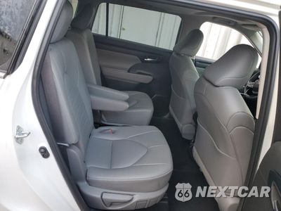 Zdjęcie 11 z 13 samochodu: 2022 TOYOTA HIGHLANDER XLE VIN:5TDGZRAH3NS129786 - miniatura