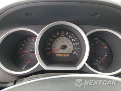 Zdjęcie 9 z 14 samochodu: 2006 TOYOTA TACOMA ACCESS CAB VIN:5TEUU42N56Z216294 - miniatura