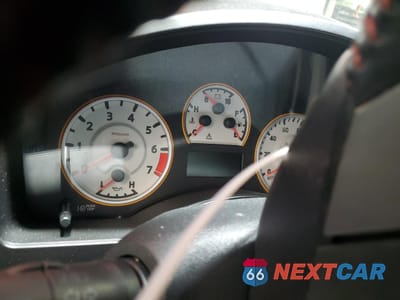 Zdjęcie 9 z 13 samochodu: 2010 NISSAN TITAN XE VIN:1N6BA0EC2AN302870 - miniatura