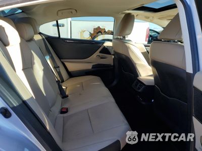 Zdjęcie 10 z 12 samochodu: 2021 LEXUS ES 300H VIN:58ADA1C13MU002448 - miniatura
