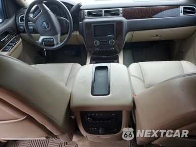 Zdjęcie 8 z 15 samochodu: 2013 GMC YUKON DENALI HYBRID VIN:1GKS2GEJ1DR295239 - miniatura