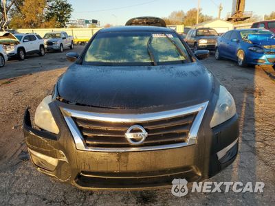 Piąte zdjęcie samochodu w środku: 2015 NISSAN ALTIMA 2.5 VIN:1N4AL3AP2FC231150 - miniatura