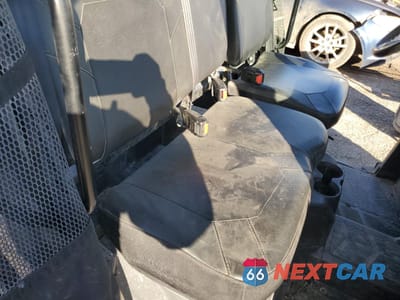 Piąte zdjęcie samochodu w środku: 2020 POLARIS RANGER CREW 1000 PREMIUM VIN:4XAT6E999L8004894 - miniatura